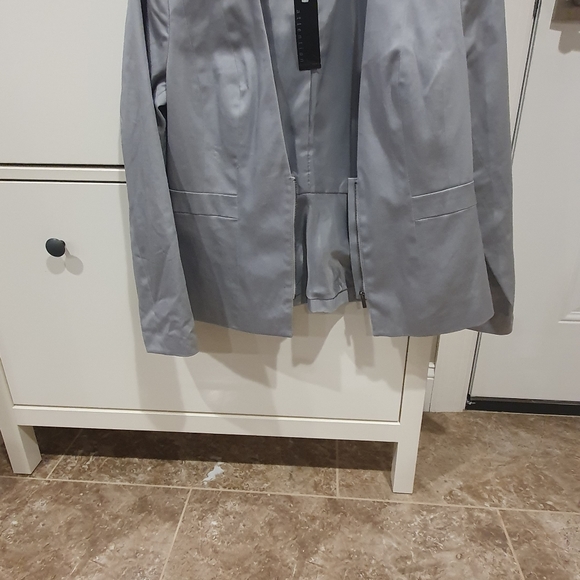 Jacket - Picture 5 of 5